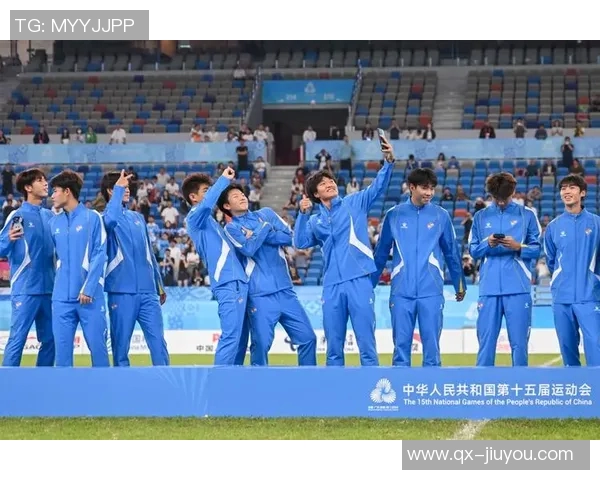 上海青训阴盛阳衰现状显著81岁根宝努力维持最后的尊严与希望