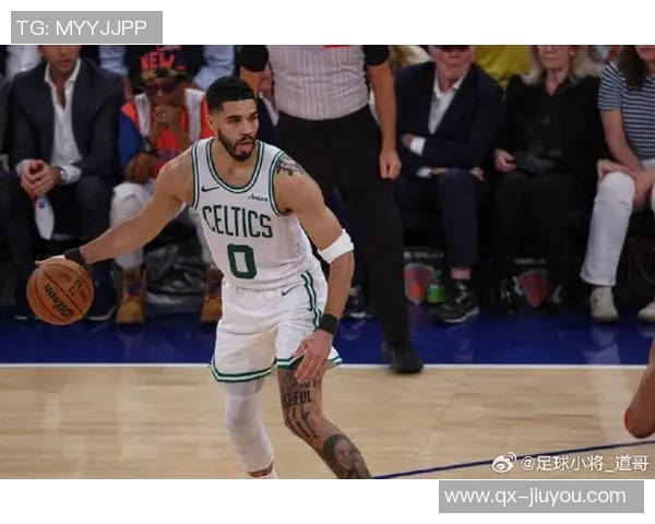 谢尔曼称赞塔图姆在训练与生活中给予球队极大支持展现领袖风范